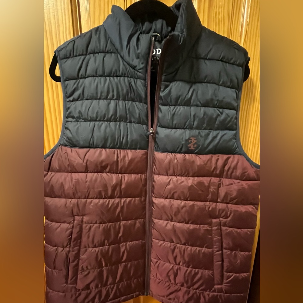 Mens Izod puffer vest